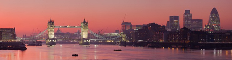 Panorama of Tower Bridge